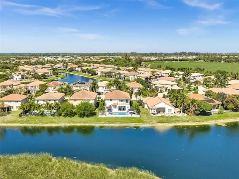 8878 Cobblestone Point Circle Boynton Beach FL 33472
