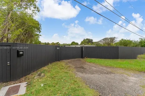 9840 SW 60th Street Miami FL 33173