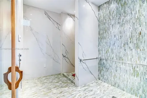 460 NE 28th Street Miami FL 33137