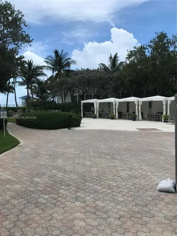 Hollywood FL 33019