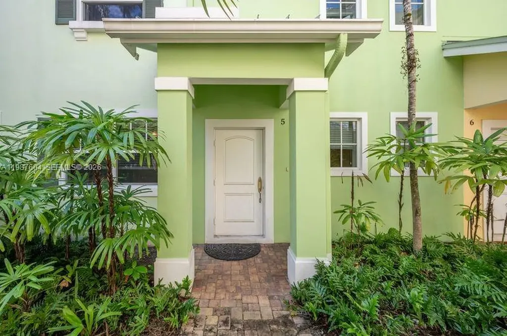 630 SE 15th Street Fort Lauderdale FL 33316