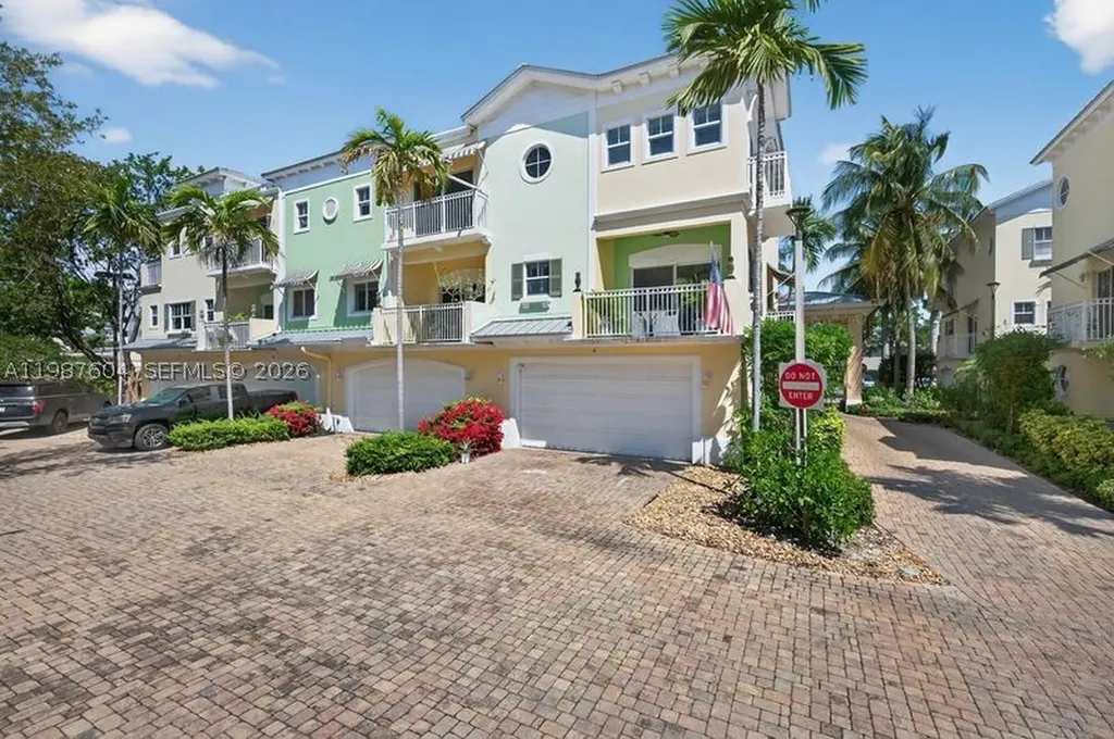 630 SE 15th Street Fort Lauderdale FL 33316