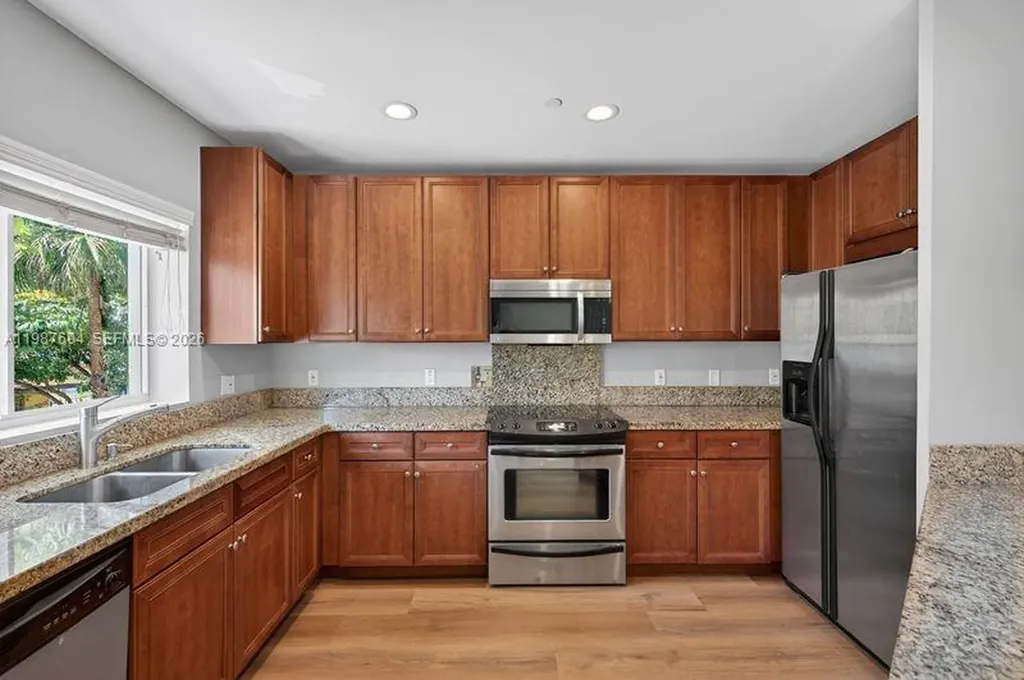 630 SE 15th Street Fort Lauderdale FL 33316