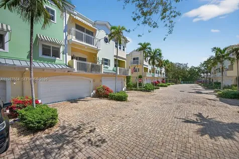 630 SE 15th Street Fort Lauderdale FL 33316