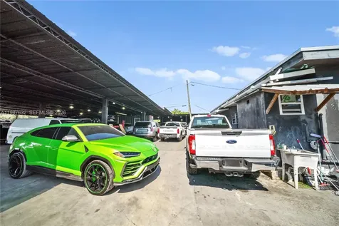 5700 NW 27th Avenue Miami FL 33142