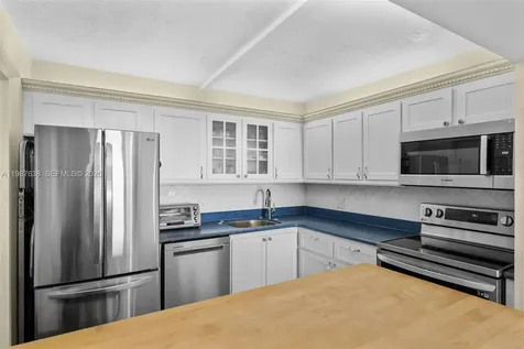 2201 S Ocean Drive Hollywood FL 33019