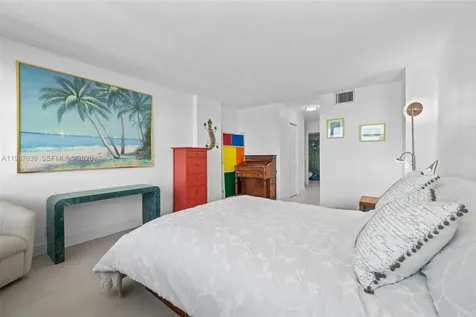 2201 S Ocean Drive Hollywood FL 33019