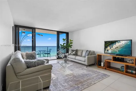 2201 S Ocean Drive Hollywood FL 33019