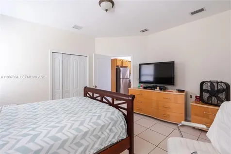 166 Pine Cone Avenue Clewiston FL 33440