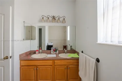166 Pine Cone Avenue Clewiston FL 33440
