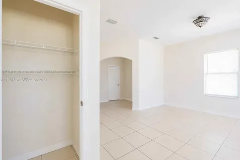166 Pine Cone Avenue Clewiston FL 33440