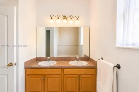 166 Pine Cone Avenue Clewiston FL 33440
