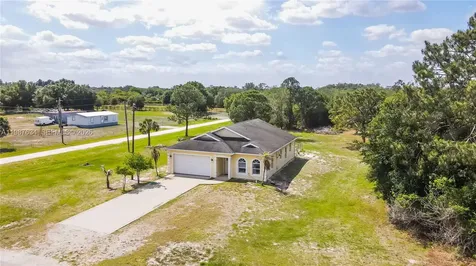 166 Pine Cone Avenue Clewiston FL 33440