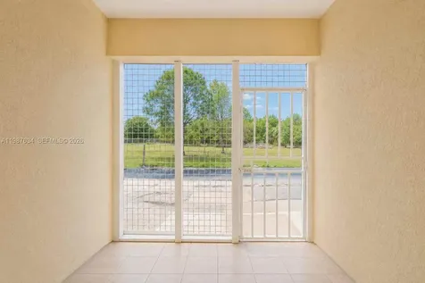 166 Pine Cone Avenue Clewiston FL 33440