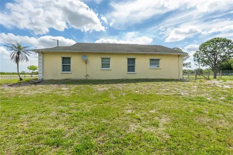 166 Pine Cone Avenue Clewiston FL 33440