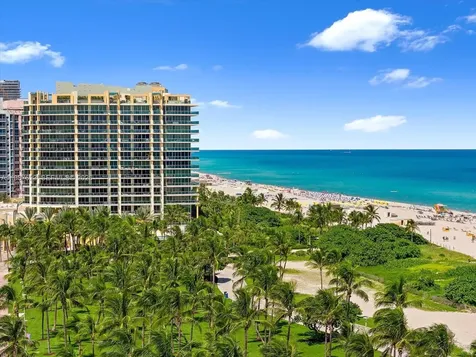 1455 Ocean Drive Miami Beach FL 33139