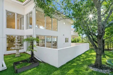 4000 Alhambra Circle Coral Gables FL 33146