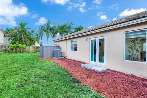 8858 SW 214th Street Cutler Bay FL 33189