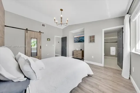 16382 SW 75th Street Miami FL 33193