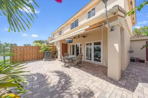 16382 SW 75th Street Miami FL 33193