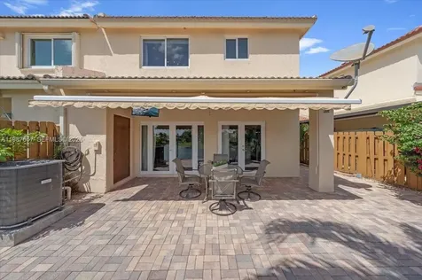 16382 SW 75th Street Miami FL 33193