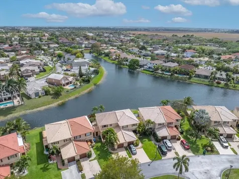 16382 SW 75th Street Miami FL 33193