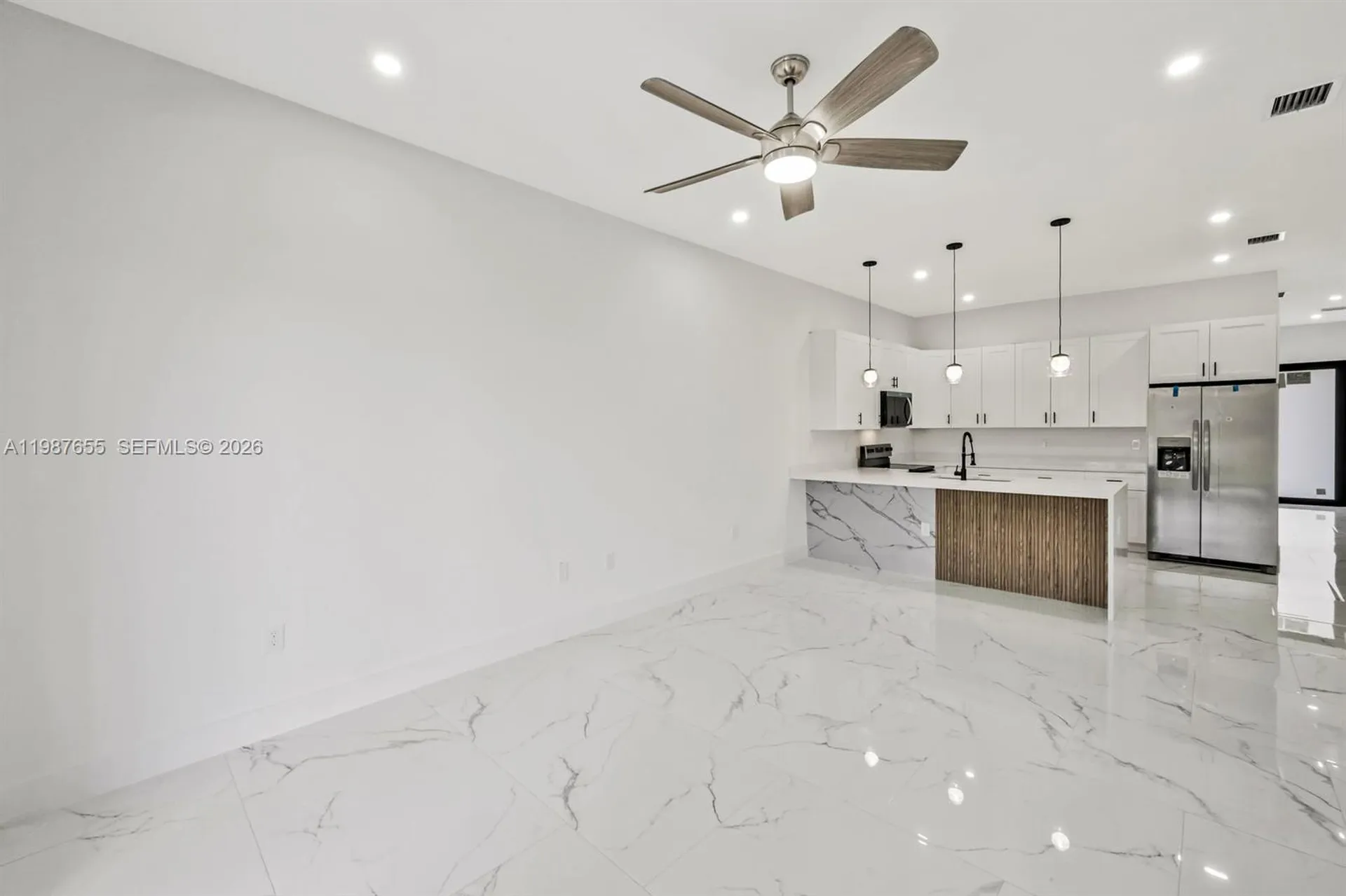 521/523 S Lillon Avenue Other City - In The State Of Florida FL 33974