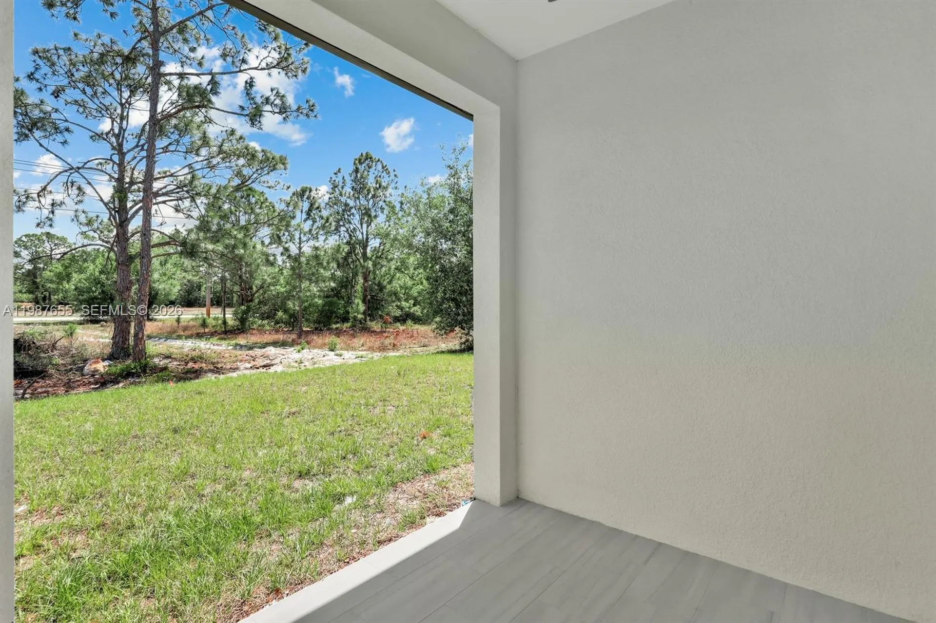 521/523 S Lillon Avenue Other City - In The State Of Florida FL 33974