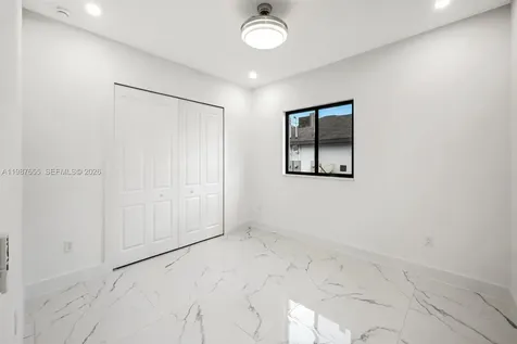 521/523 S Lillon Avenue Other City - In The State Of Florida FL 33974