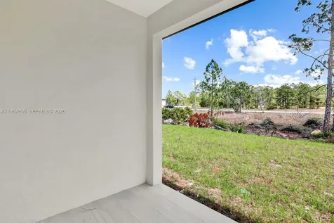 521/523 S Lillon Avenue Other City - In The State Of Florida FL 33974