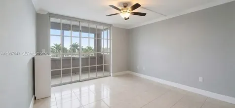 5055 NW 7th Street Miami FL 33126