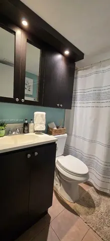 5055 NW 7th Street Miami FL 33126