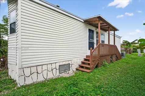 35250 SW 177th Court Homestead FL 33034