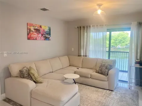 3613 NW 94th Avenue Sunrise FL 33351