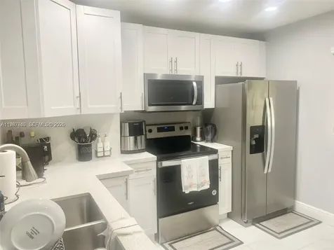 3613 NW 94th Avenue Sunrise FL 33351