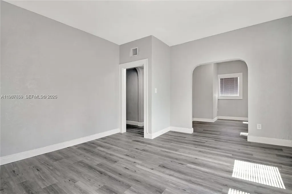 327 SW 20th Street Fort Lauderdale FL 33315