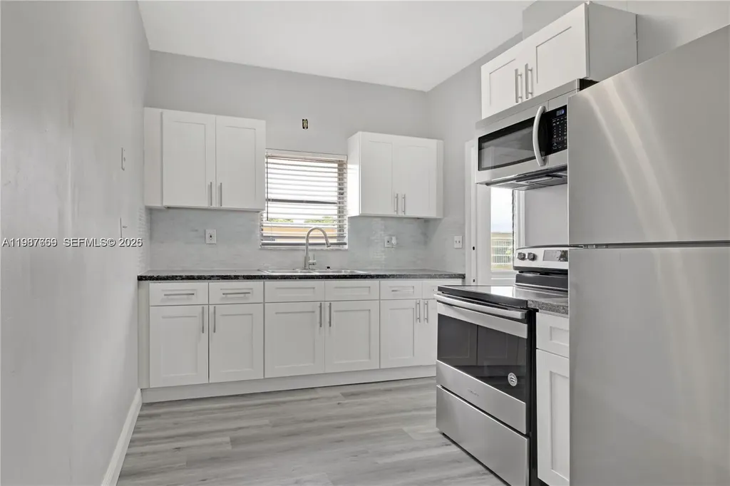 327 SW 20th Street Fort Lauderdale FL 33315