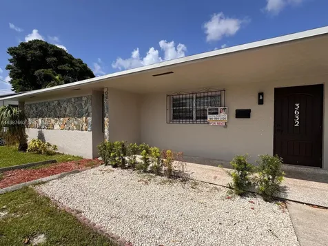3630 SW 87th Avenue Miami FL 33165