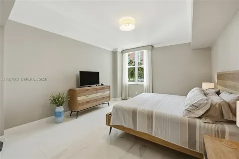 3330 NE 190th Street Aventura FL 33180