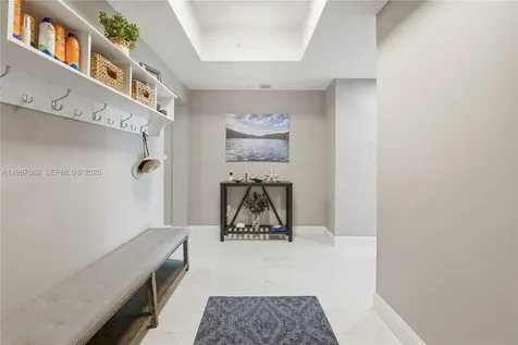 3330 NE 190th Street Aventura FL 33180