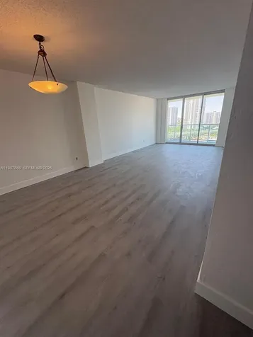 19390 Collins Avenue Sunny Isles Beach FL 33160