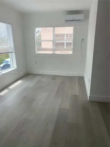 1552 SW 2nd Street Miami FL 33135