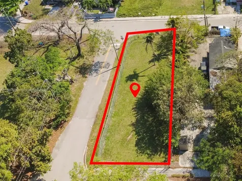 800 NW 30th Street Miami FL 33127