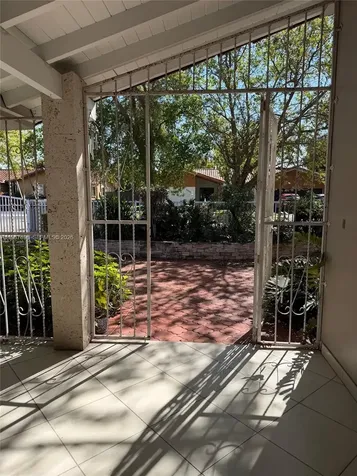1220 SW 103rd Court Miami FL 33174