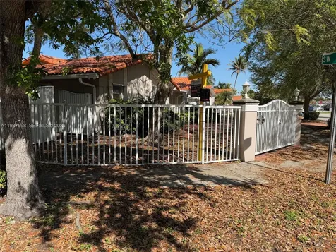 1220 SW 103rd Court Miami FL 33174