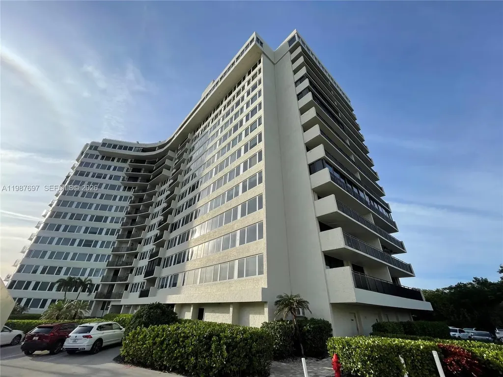 3912 S Ocean Boulevard Highland Beach FL 33487