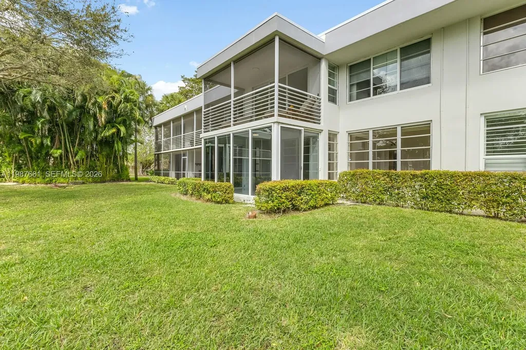4280 Oaks Terrace Pompano Beach FL 33069