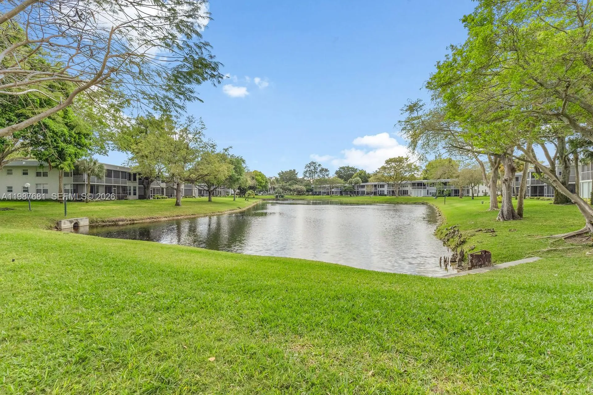 4280 Oaks Terrace Pompano Beach FL 33069