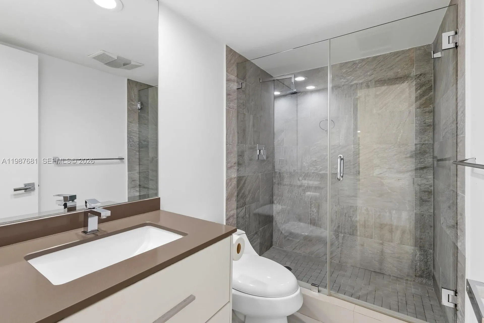 4280 Oaks Terrace Pompano Beach FL 33069