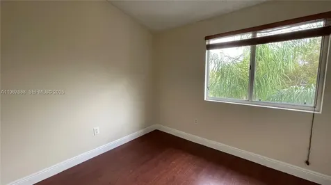 6205 Kendale Lakes Circle Miami FL 33183